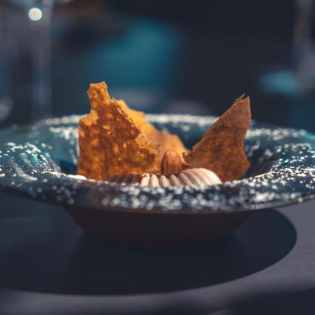Logis Hotel Restaurant Le Plantevin Propiac Екстер'єр фото