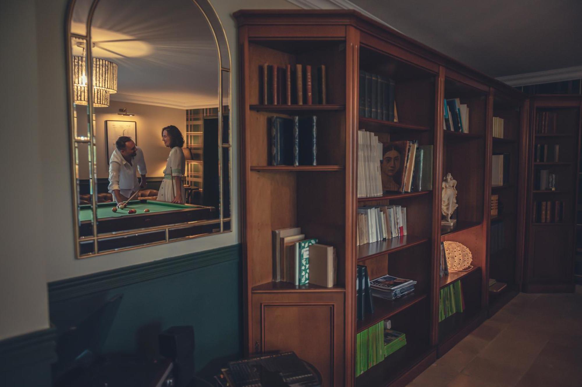 Logis Hotel Restaurant Le Plantevin Propiac Екстер'єр фото